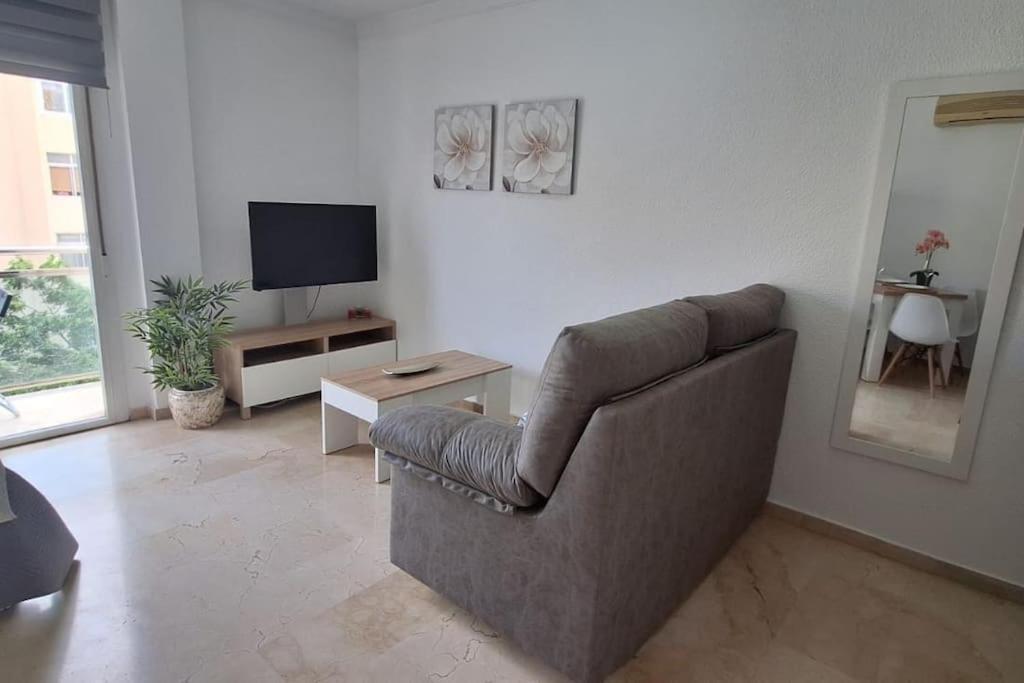 Room City Estepona Estudio Mar Luaran gambar