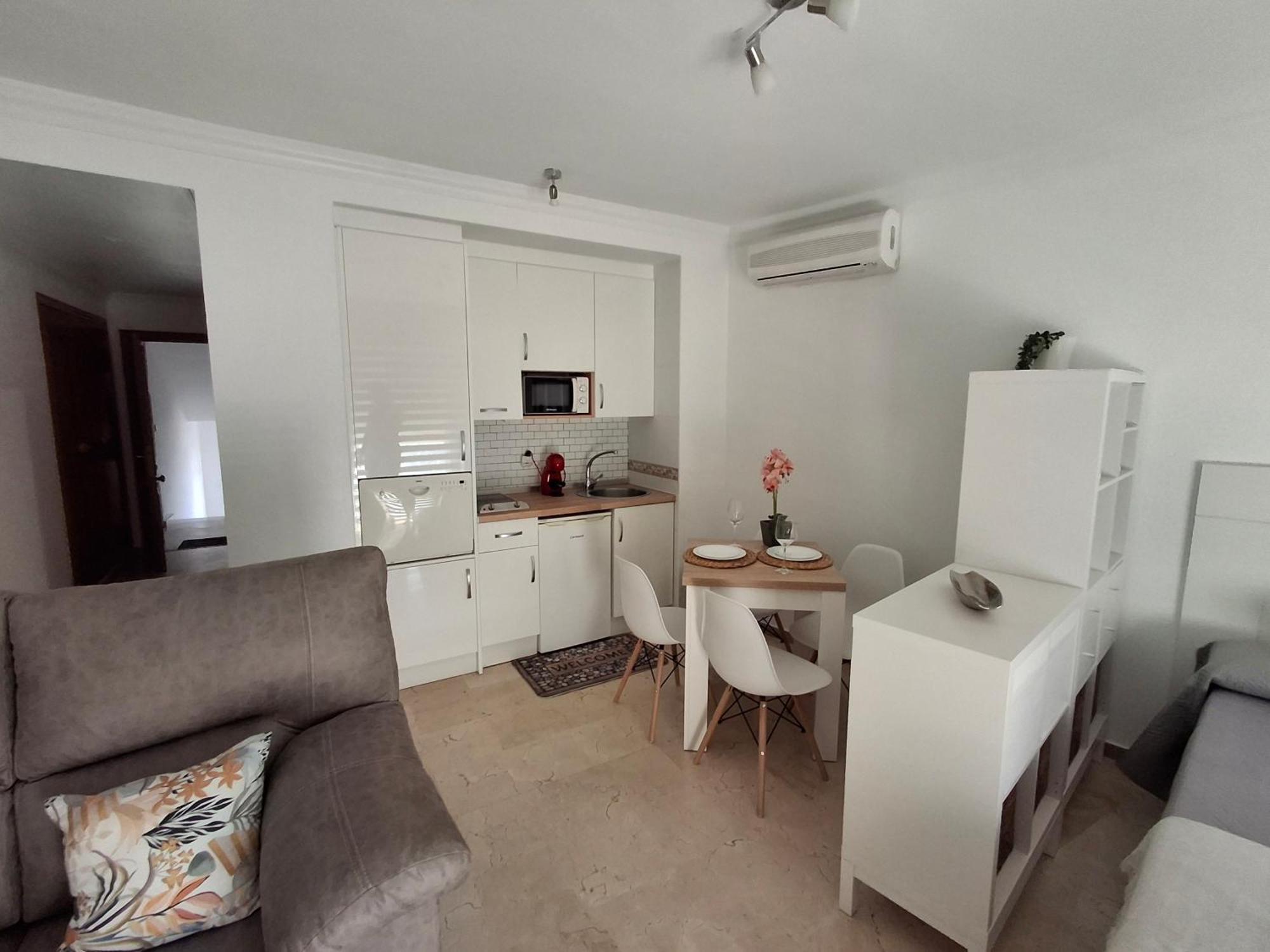 Room City Estepona Estudio Mar Luaran gambar